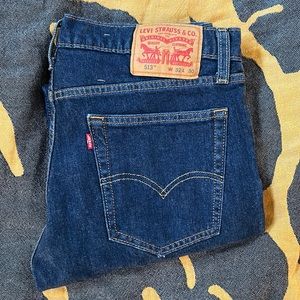 (New without tags) Levi’s 513 32x30